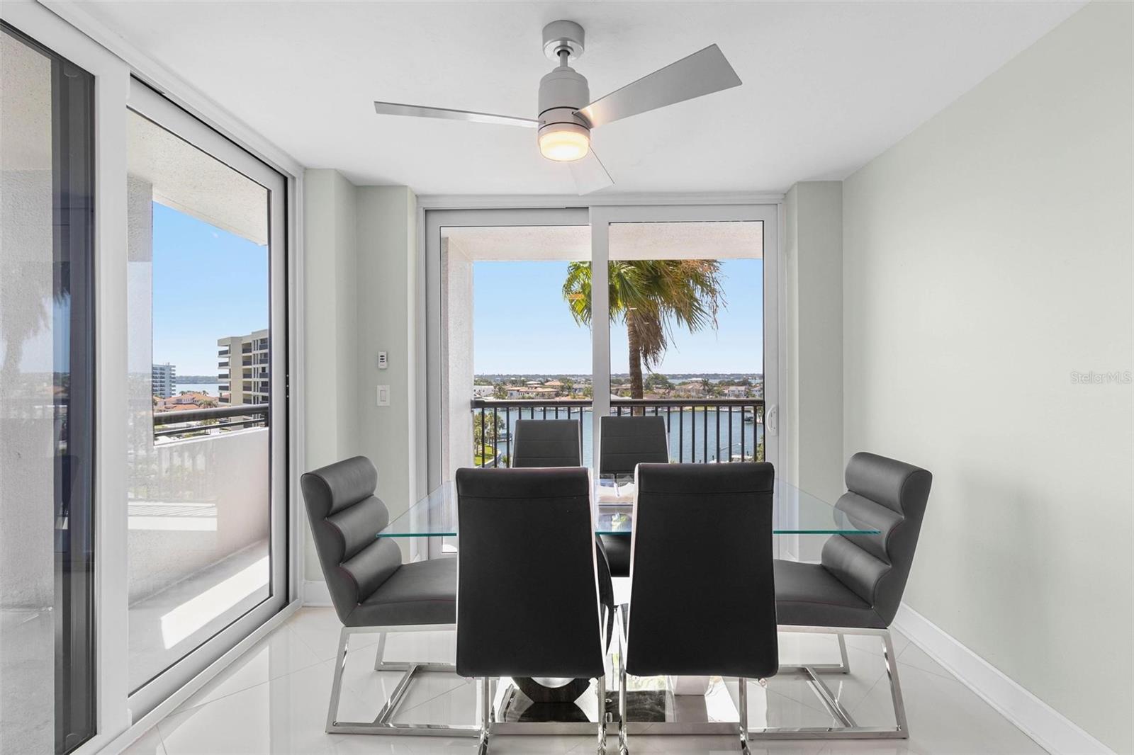 Image 15 of 52 For 1660 Gulf Boulevard 607