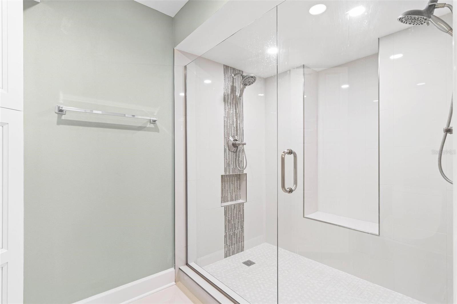 Image 21 of 52 For 1660 Gulf Boulevard 607
