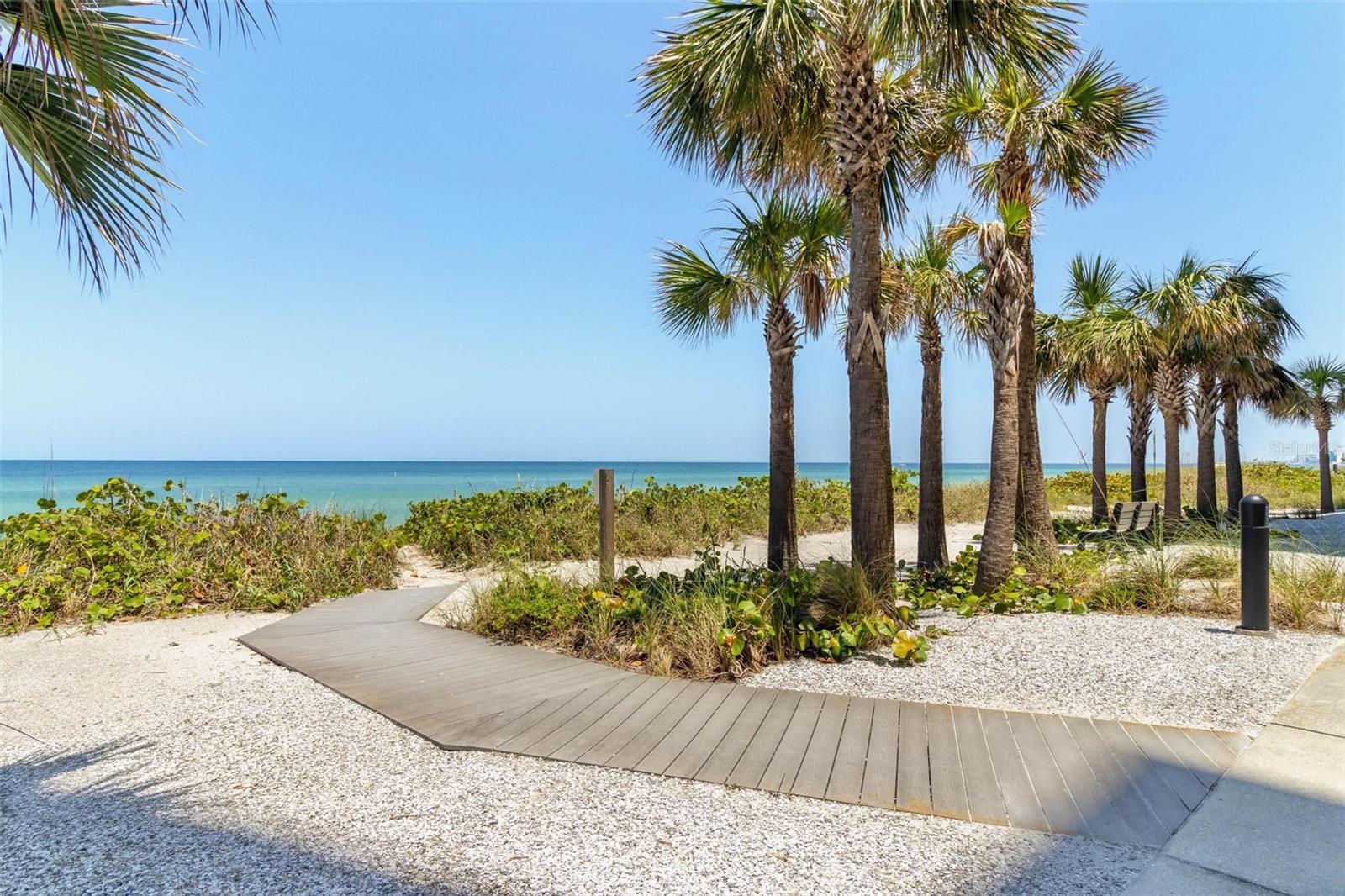 Image 40 of 52 For 1660 Gulf Boulevard 607