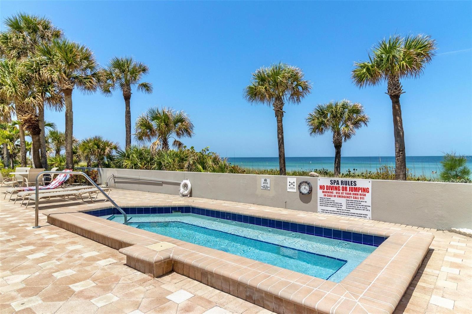 Image 43 of 52 For 1660 Gulf Boulevard 607