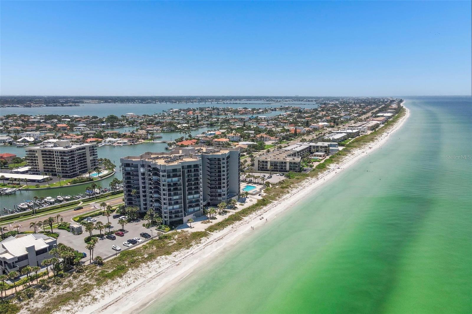 Image 51 of 52 For 1660 Gulf Boulevard 607