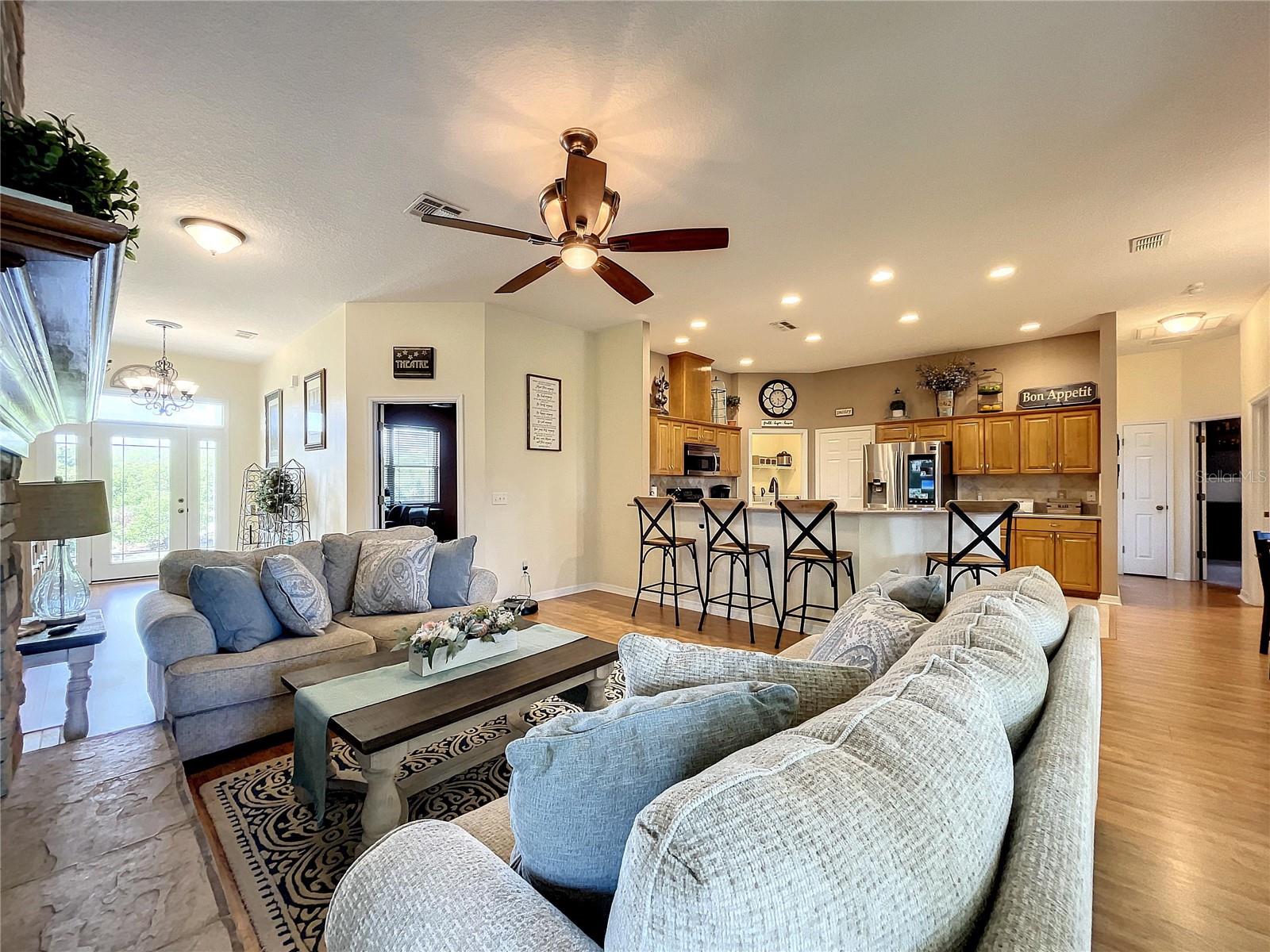 Image 16 of 54 For 2610 Cabot Road