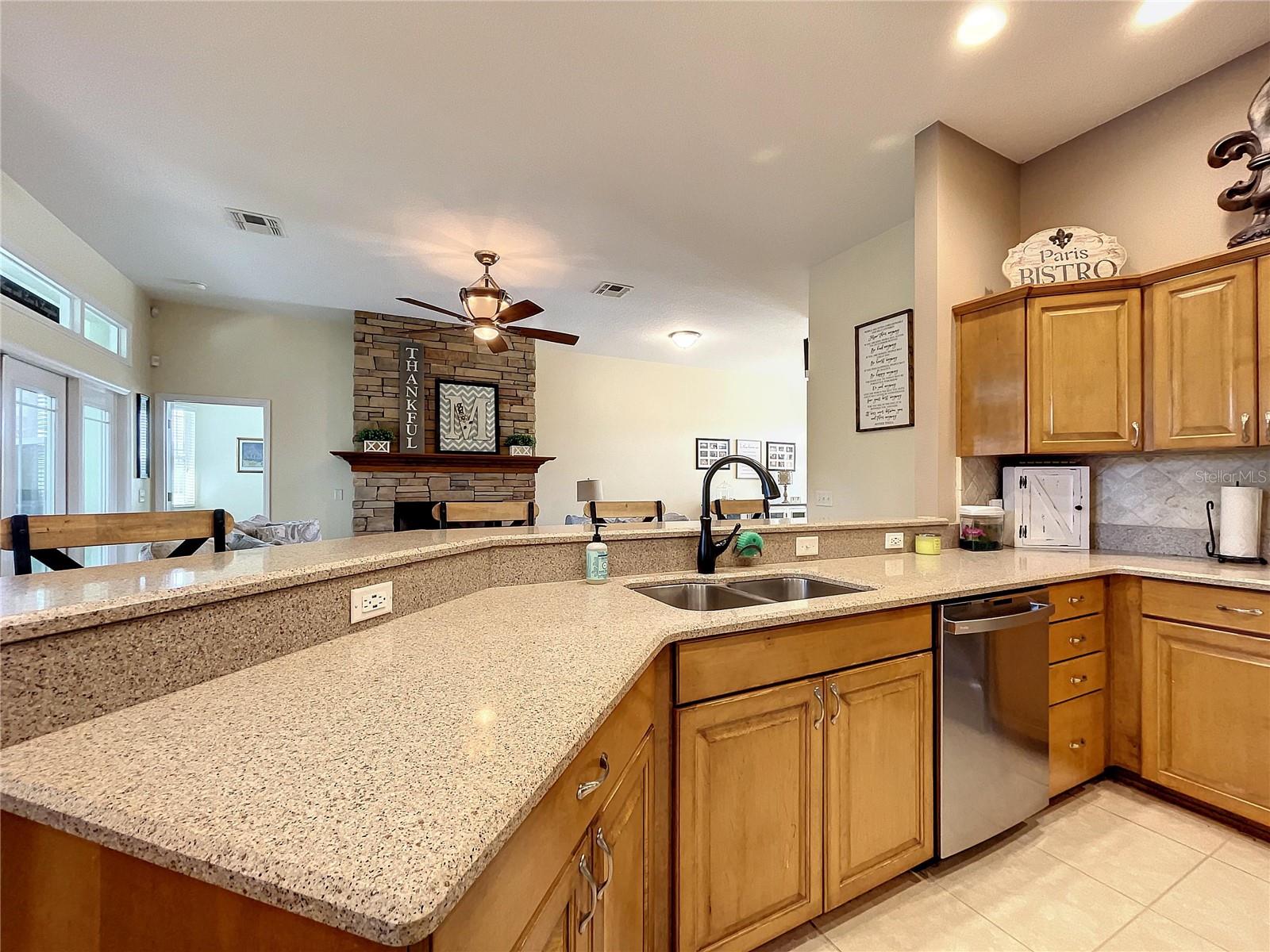 Image 21 of 54 For 2610 Cabot Road