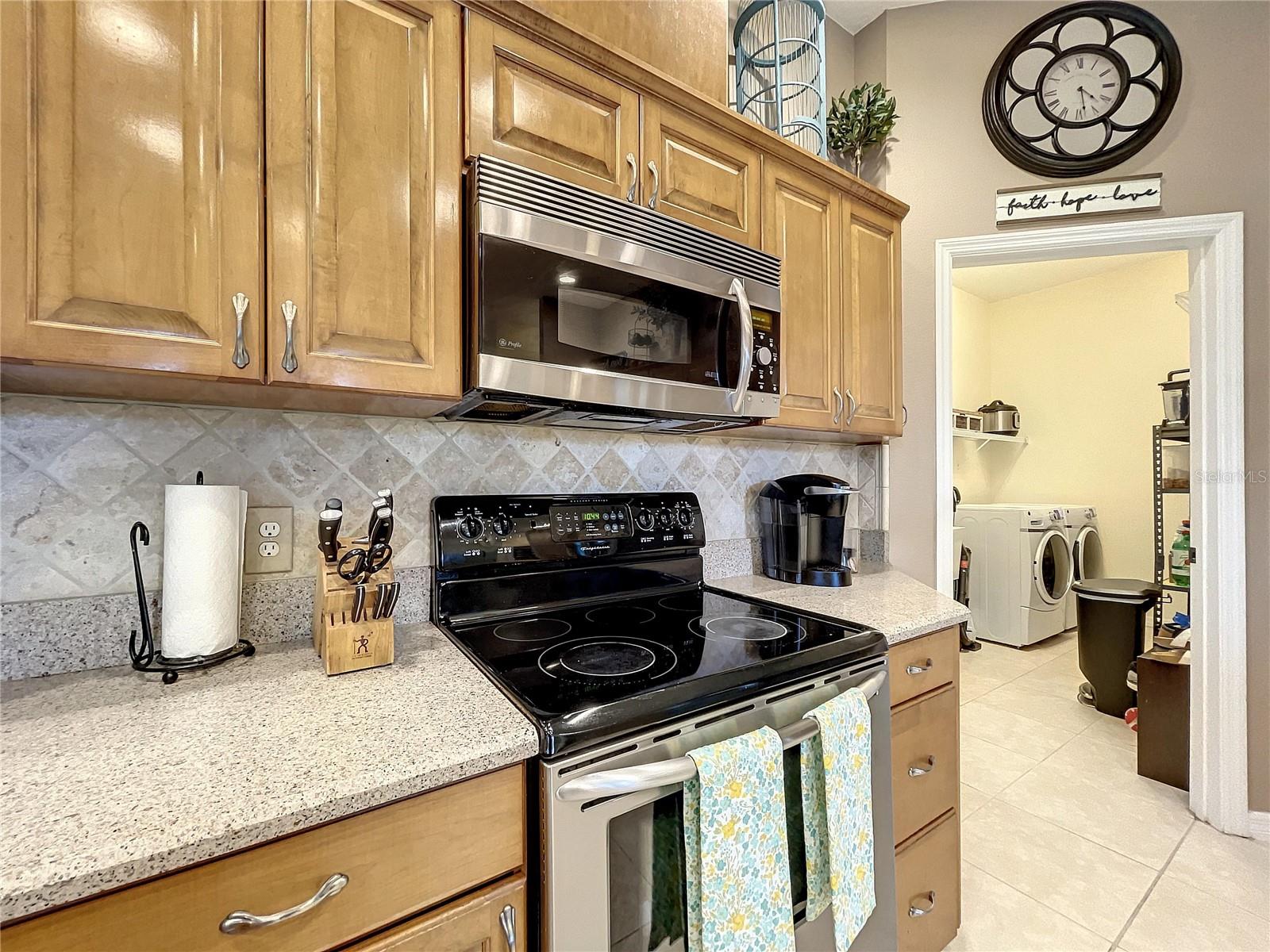 Image 22 of 54 For 2610 Cabot Road