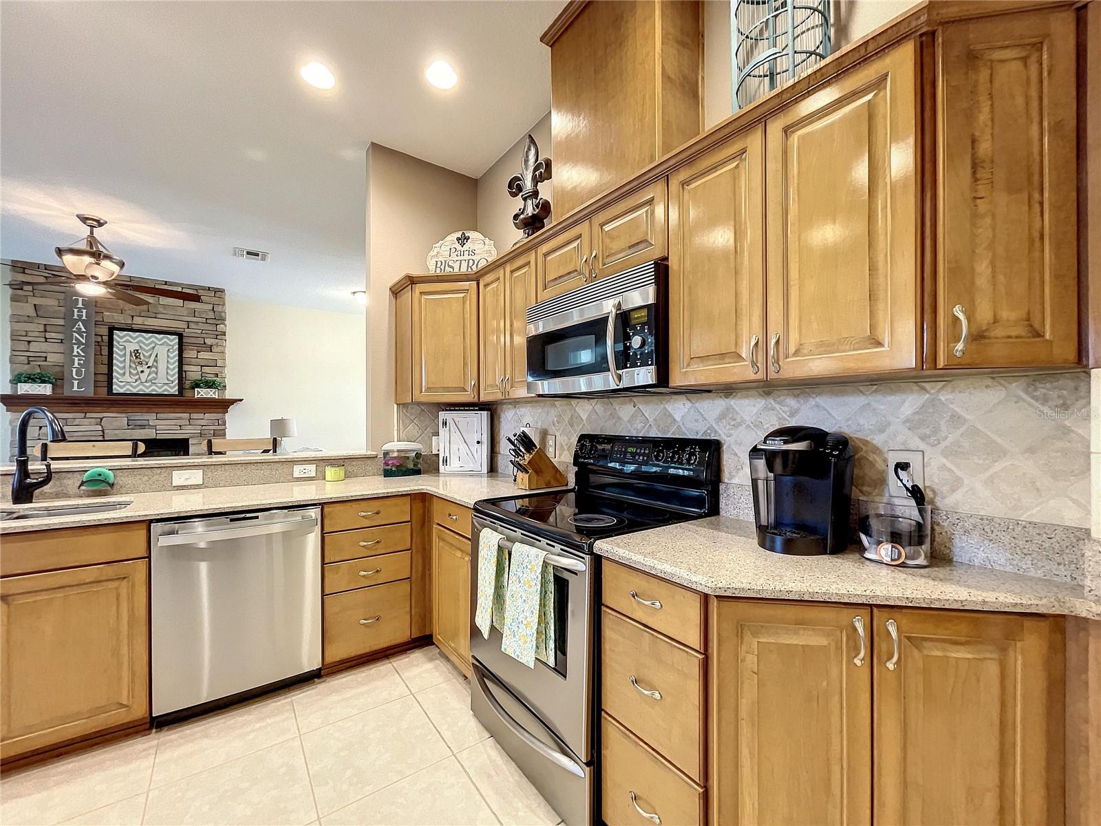 Image 23 of 54 For 2610 Cabot Road