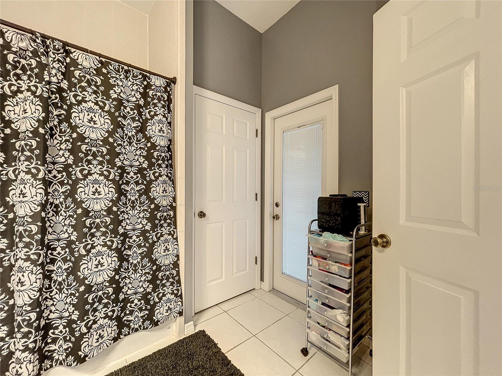 Image 31 of 54 For 2610 Cabot Road