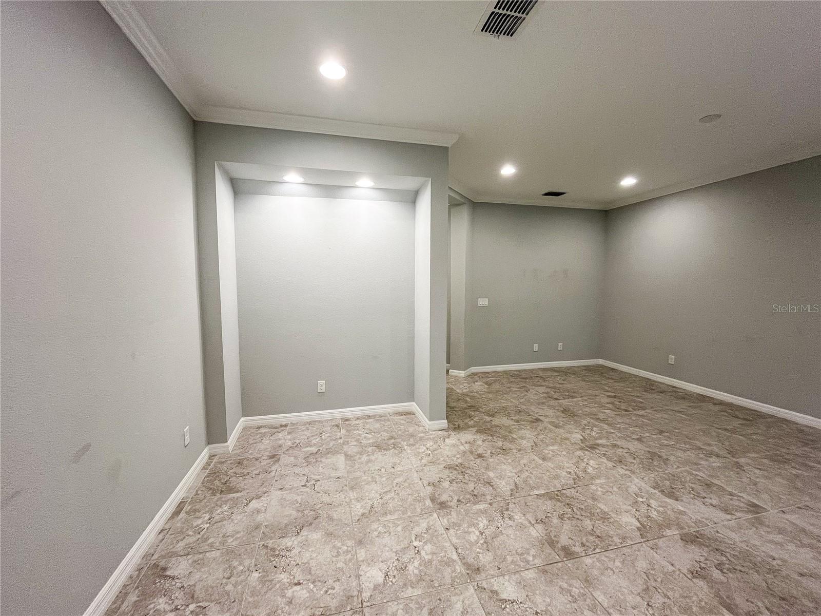 Image 7 of 16 For 26391 Limestone Springs Way