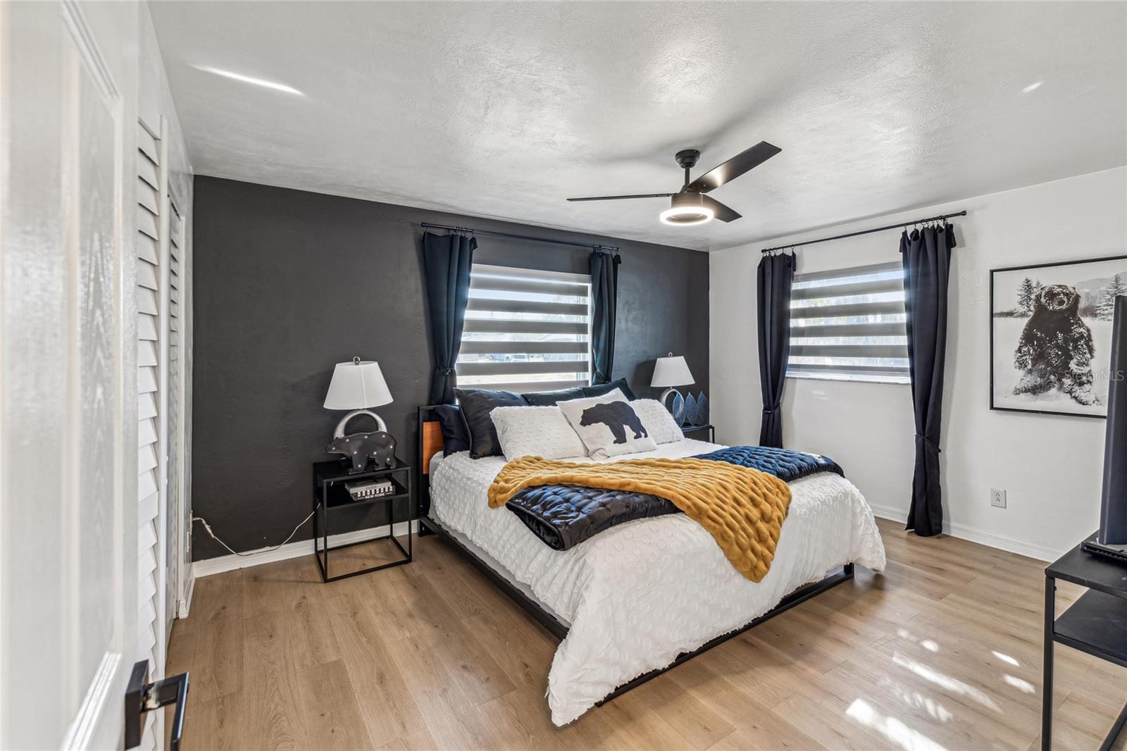 Image 15 of 21 For 2000 57th Street N