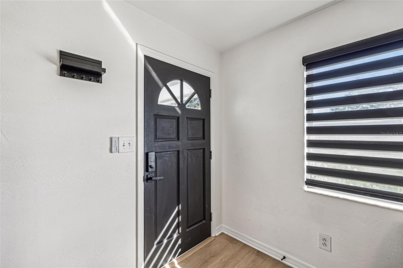 Image 3 of 21 For 2000 57th Street N