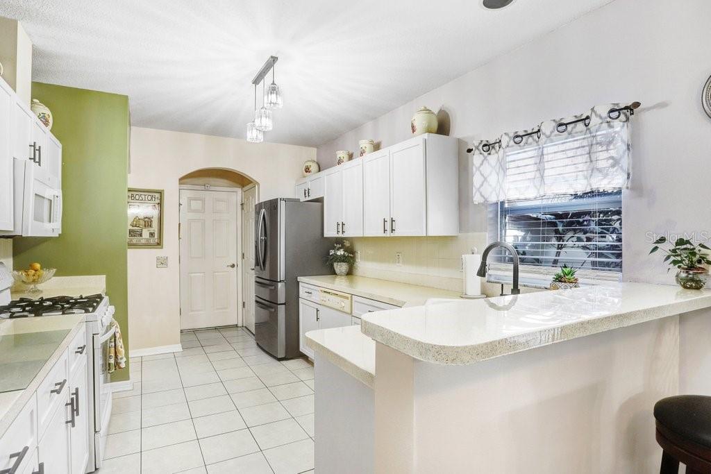 Image 17 of 43 For 8638 Hawbuck Street