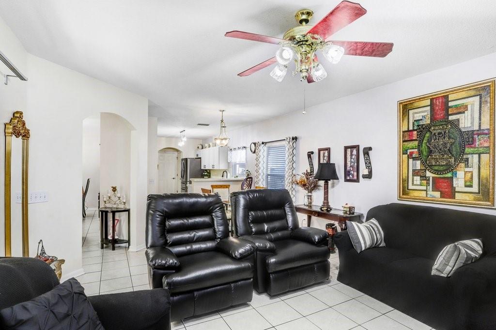 Image 23 of 43 For 8638 Hawbuck Street