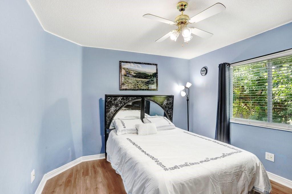 Image 30 of 43 For 8638 Hawbuck Street