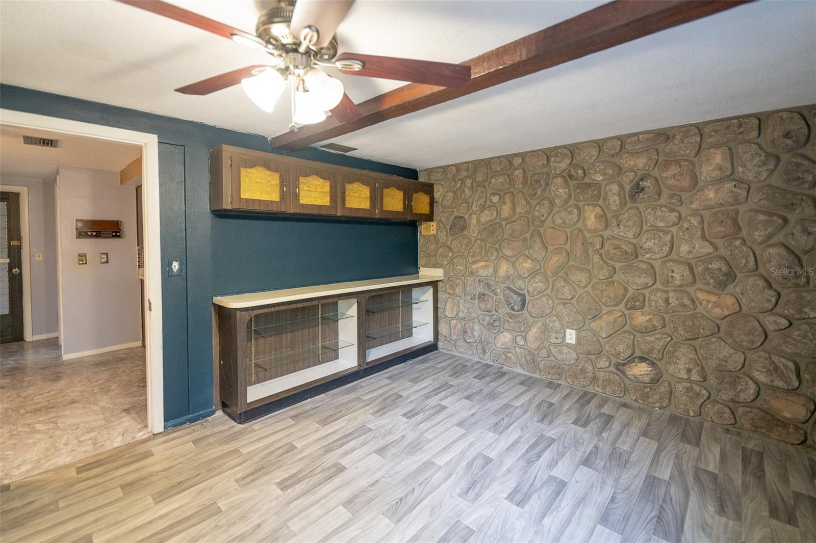 Image 11 of 26 For 9821 El Camino Real Avenue