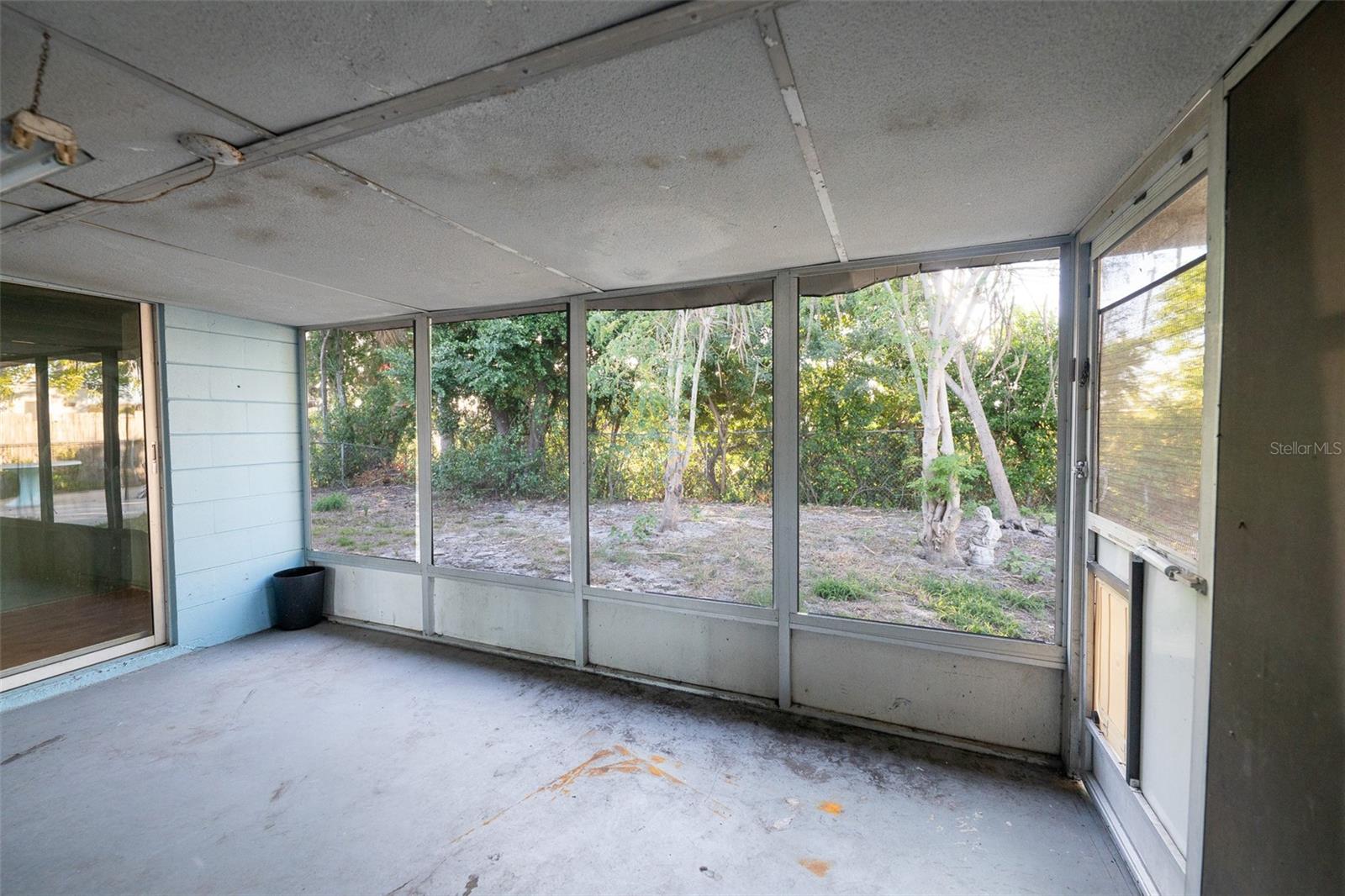 Image 23 of 26 For 9821 El Camino Real Avenue