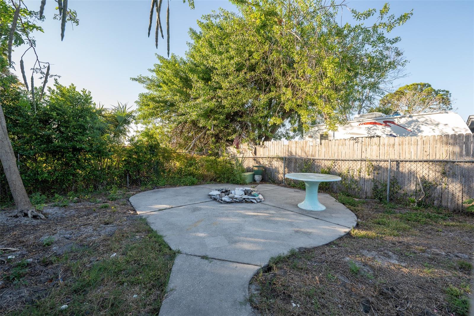 Image 24 of 26 For 9821 El Camino Real Avenue