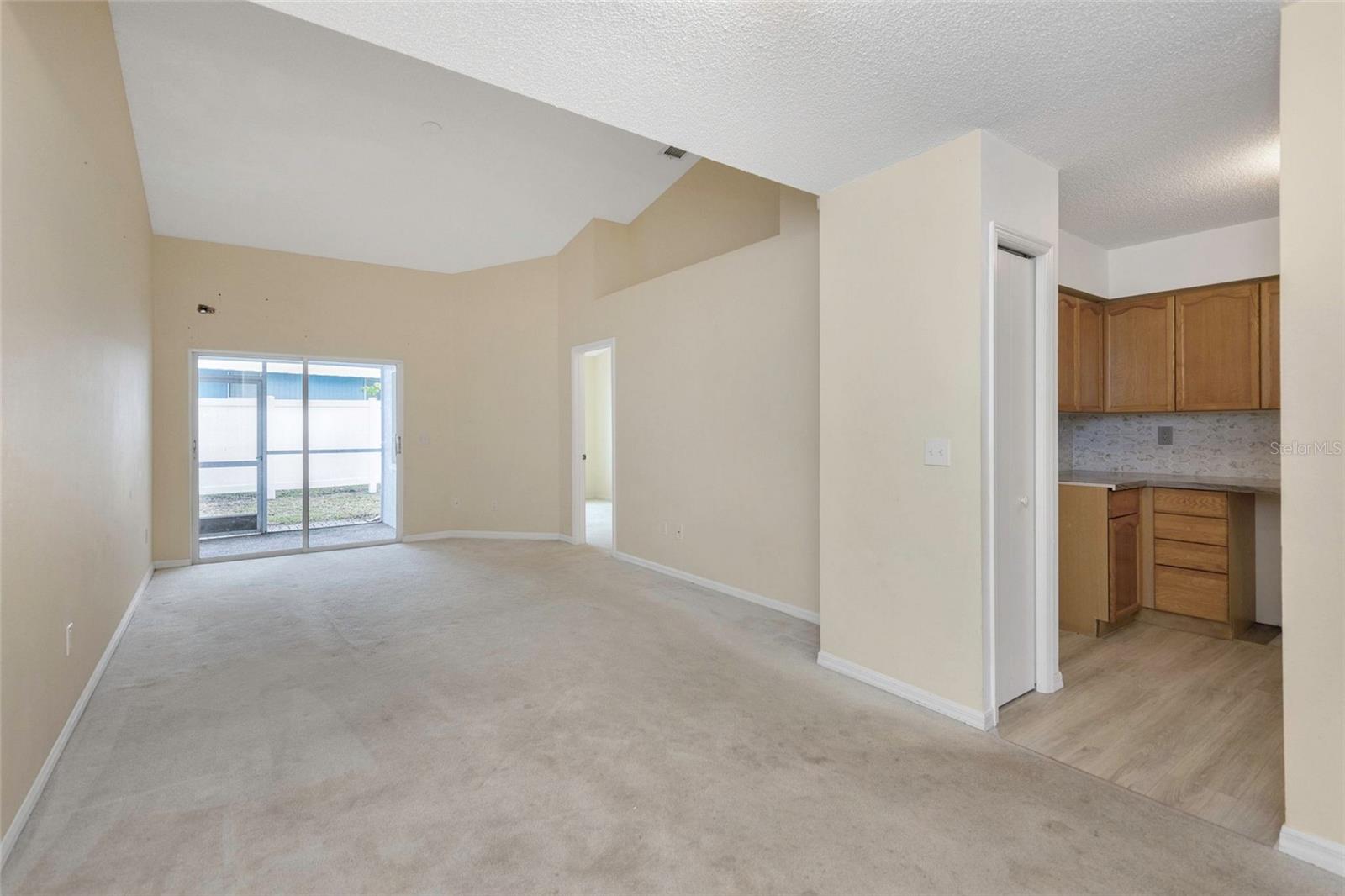 Image 7 of 23 For 6980 Ulmerton Road 4e