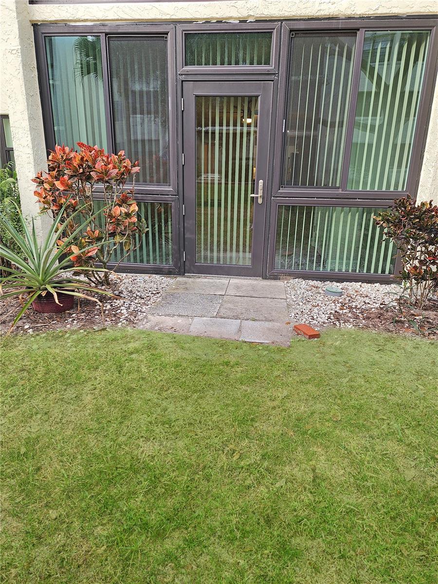 Image 2 of 31 For 14130 Rosemary Lane 6107