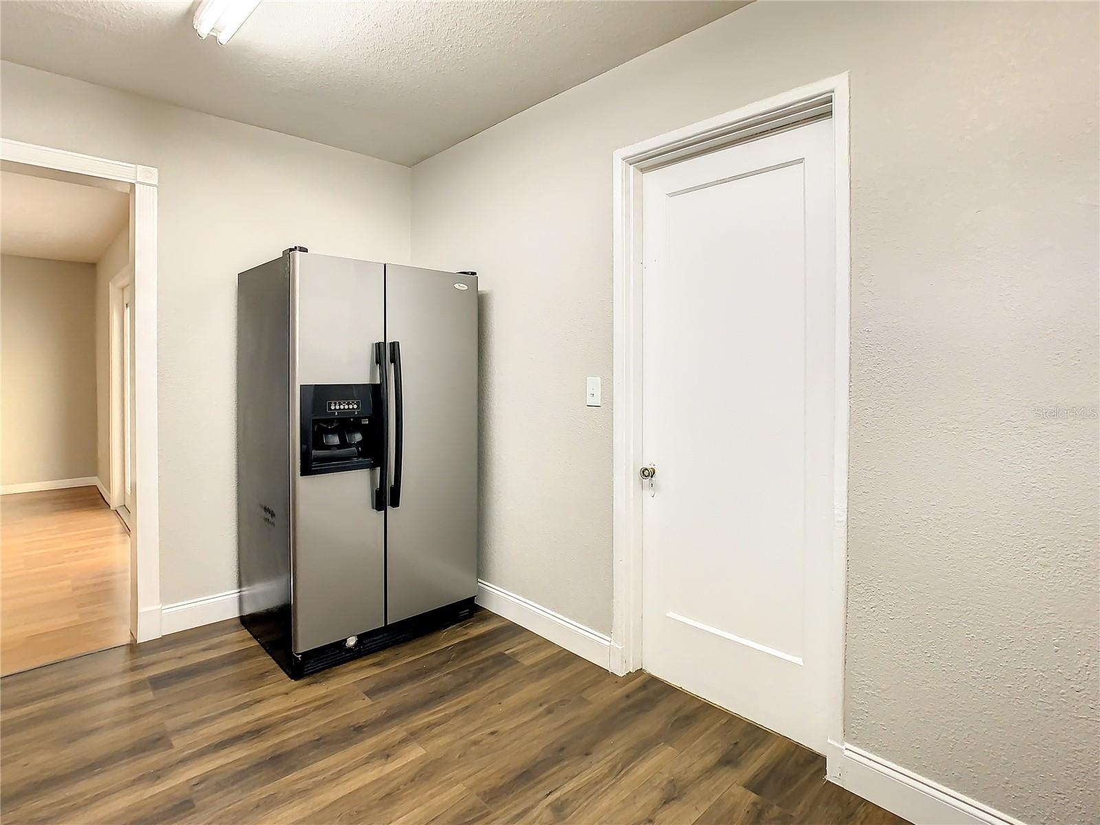 Image 26 of 77 For 3003 Desoto Way S