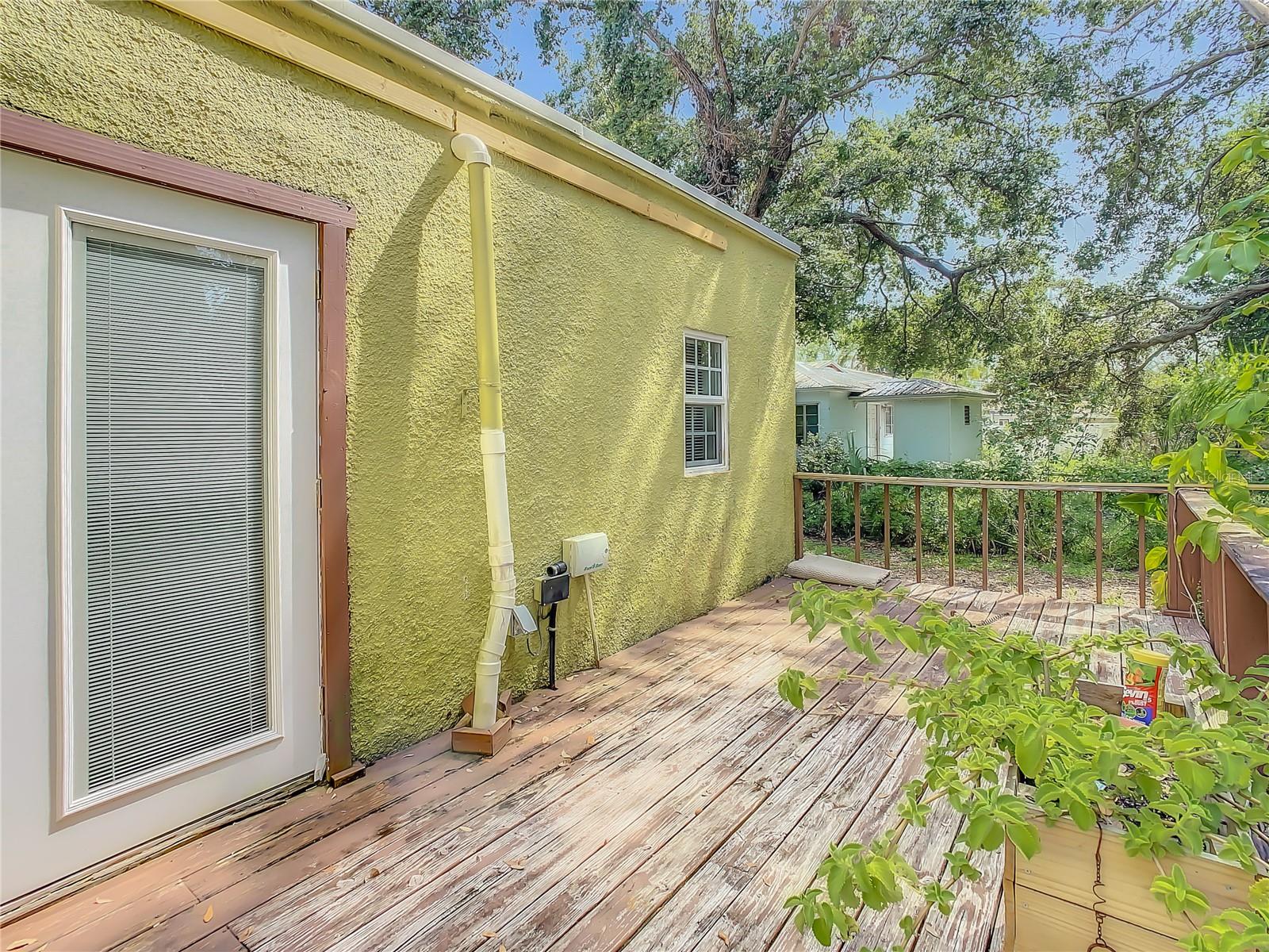 Image 44 of 77 For 3003 Desoto Way S