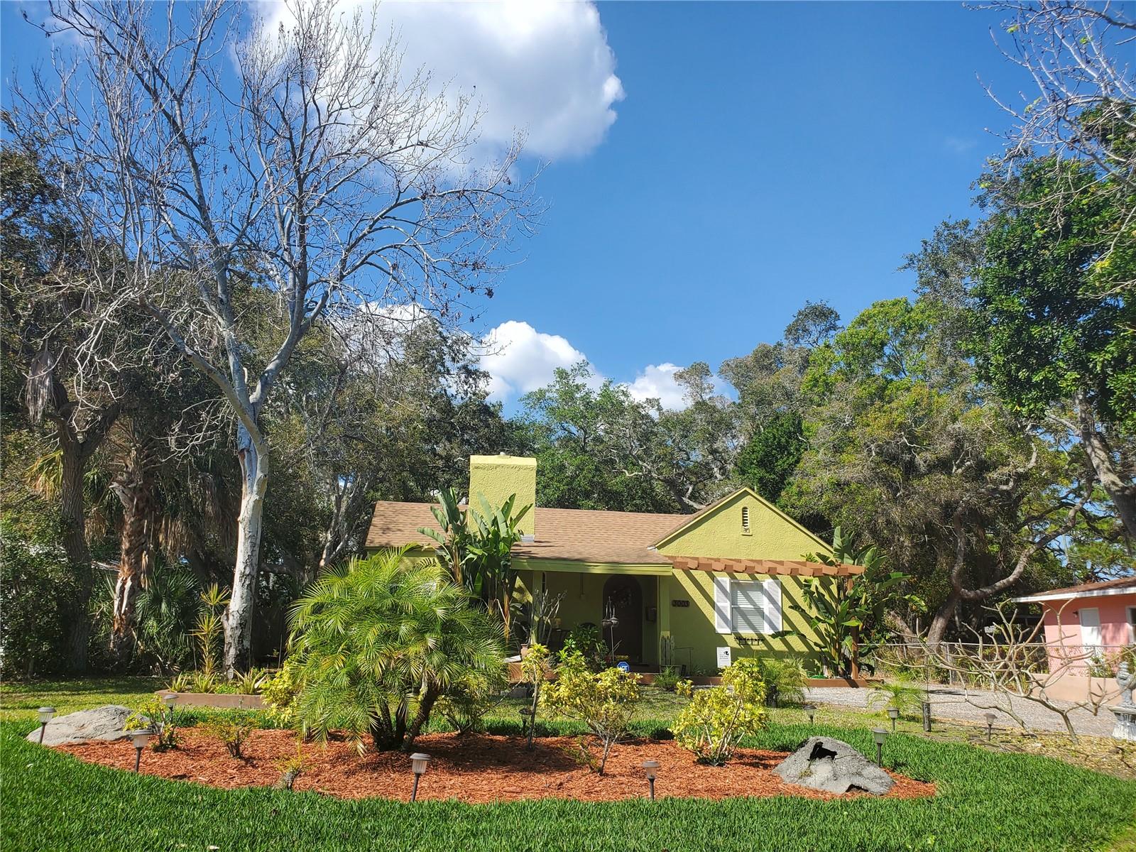 Image 59 of 77 For 3003 Desoto Way S