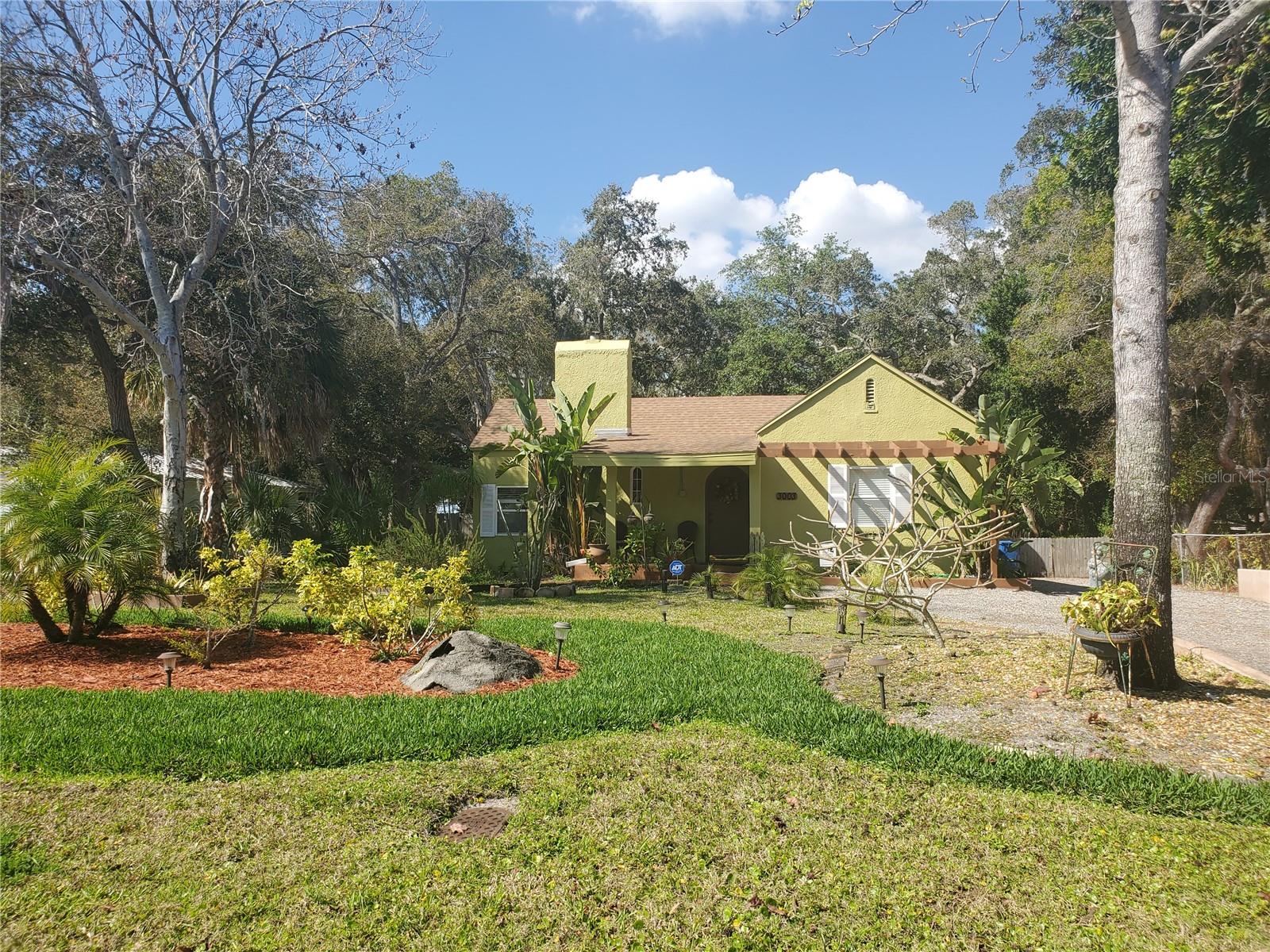 Image 60 of 77 For 3003 Desoto Way S