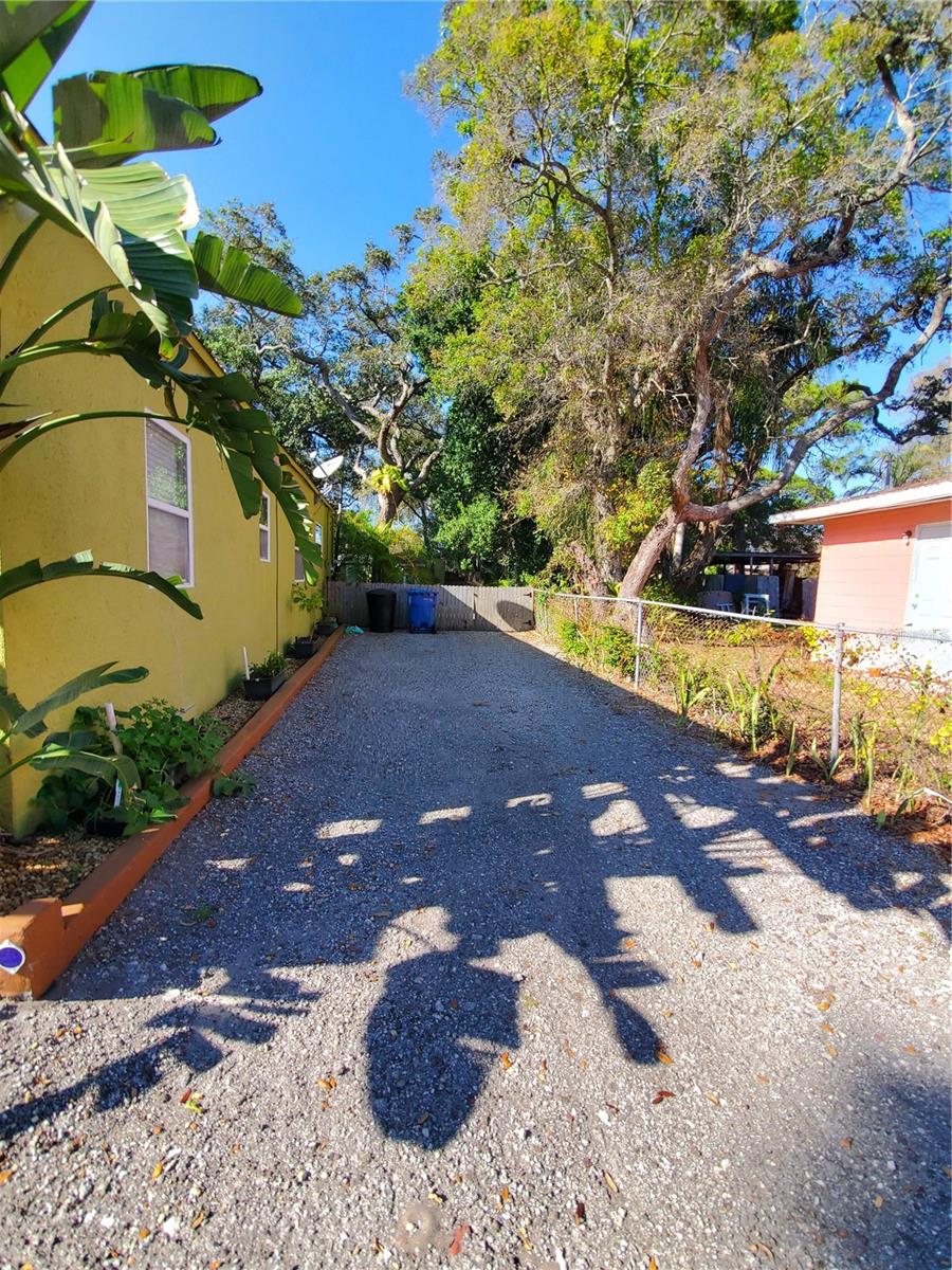 Image 70 of 77 For 3003 Desoto Way S