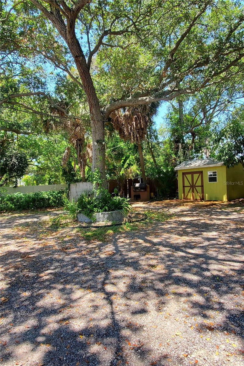 Image 76 of 77 For 3003 Desoto Way S