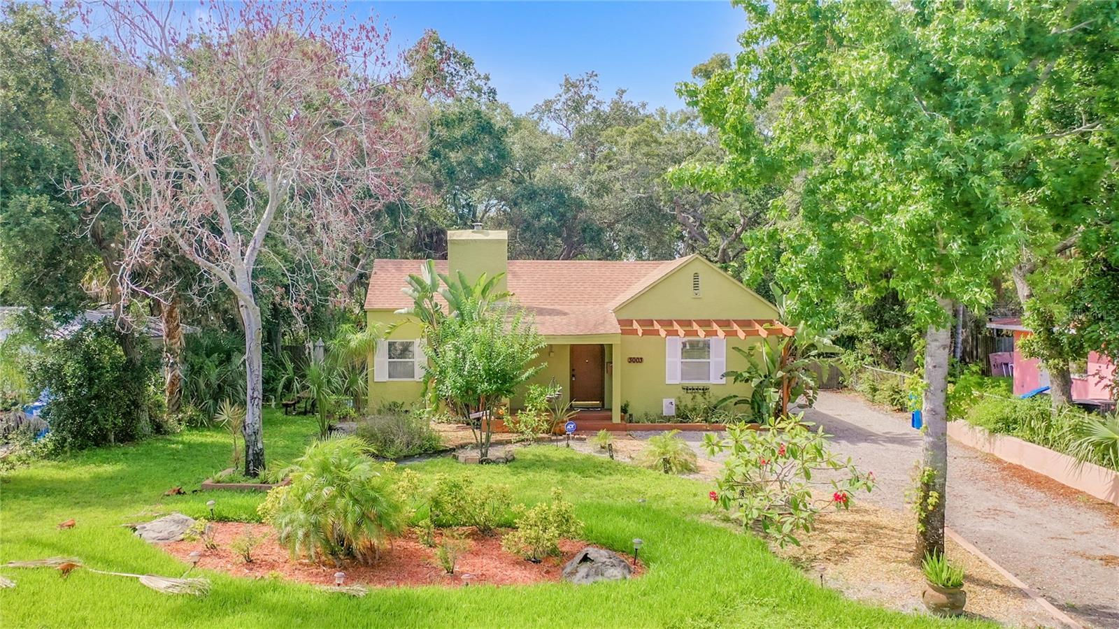 Image 9 of 77 For 3003 Desoto Way S