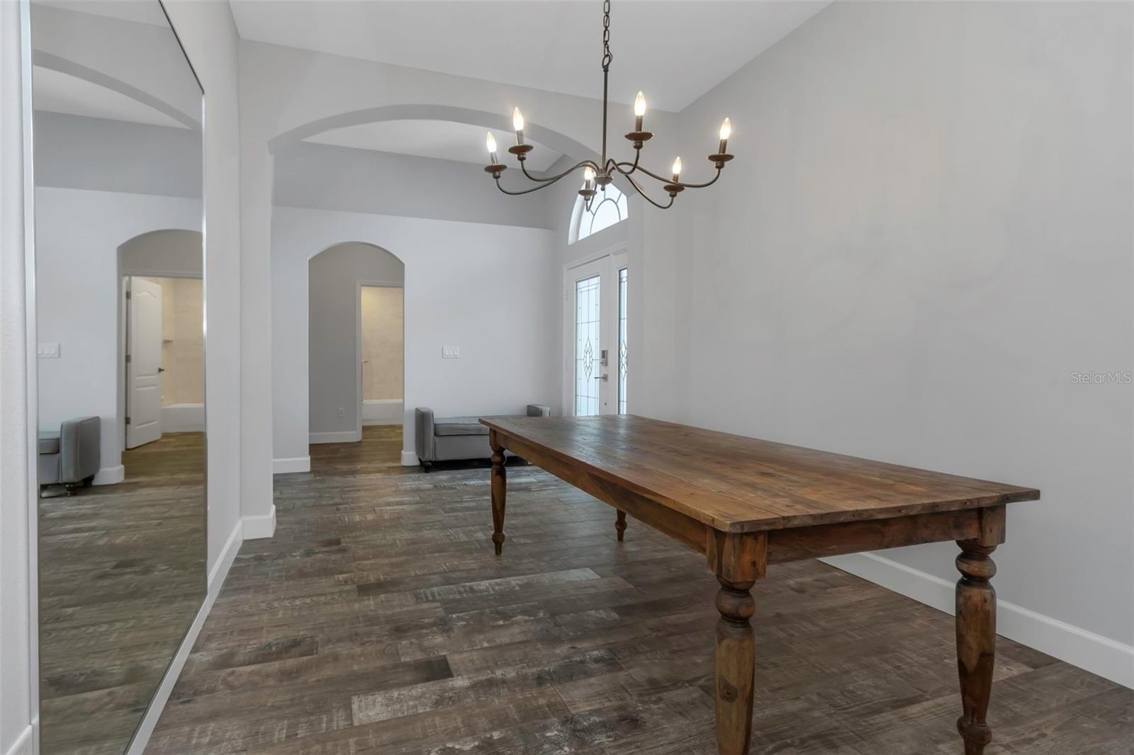 Image 9 of 78 For 18836 Maisons Drive