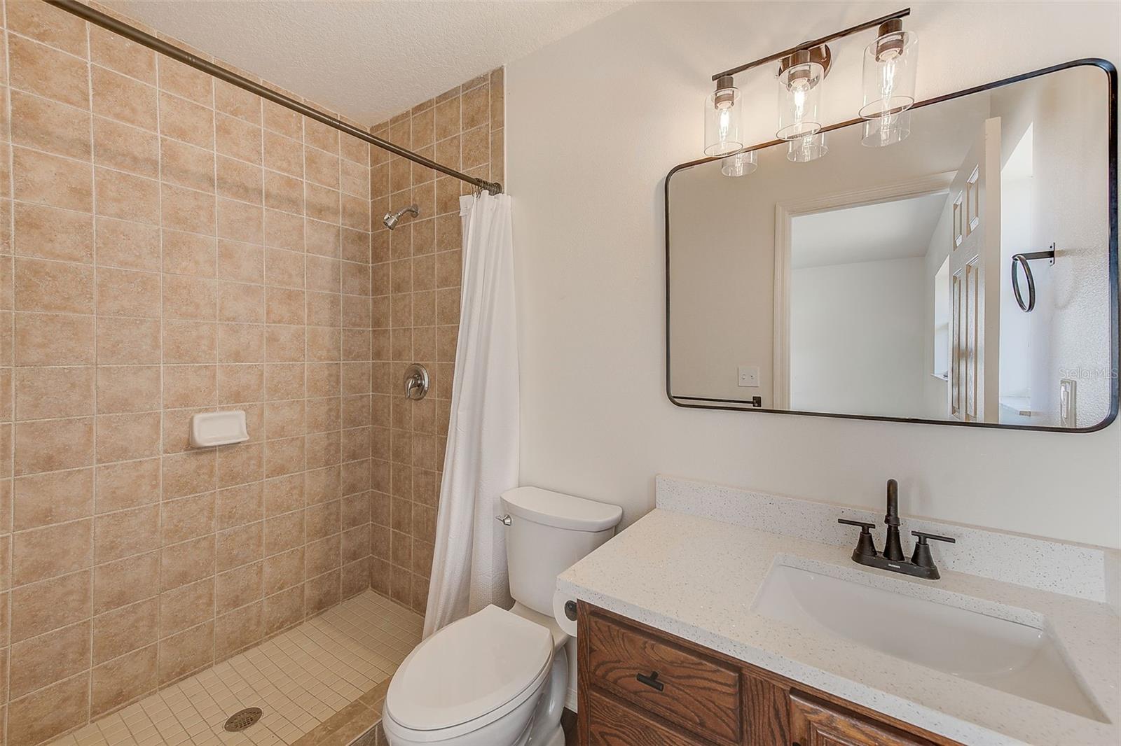 Image 12 of 21 For 14339 Manatee Road