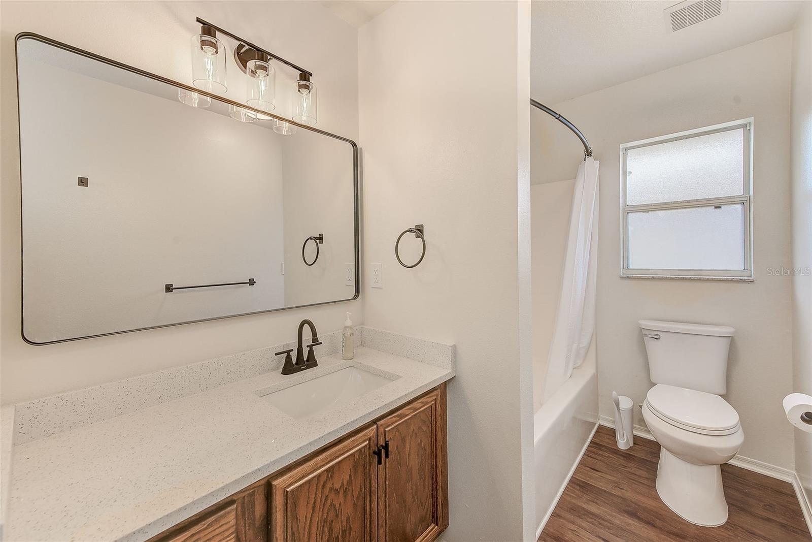 Image 9 of 21 For 14339 Manatee Road