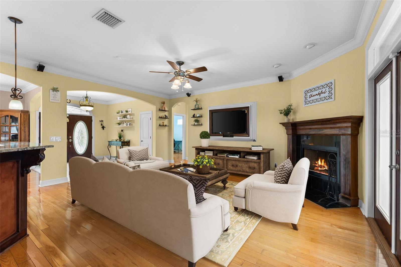 Listing photo id 8 for 1103 Colson Road