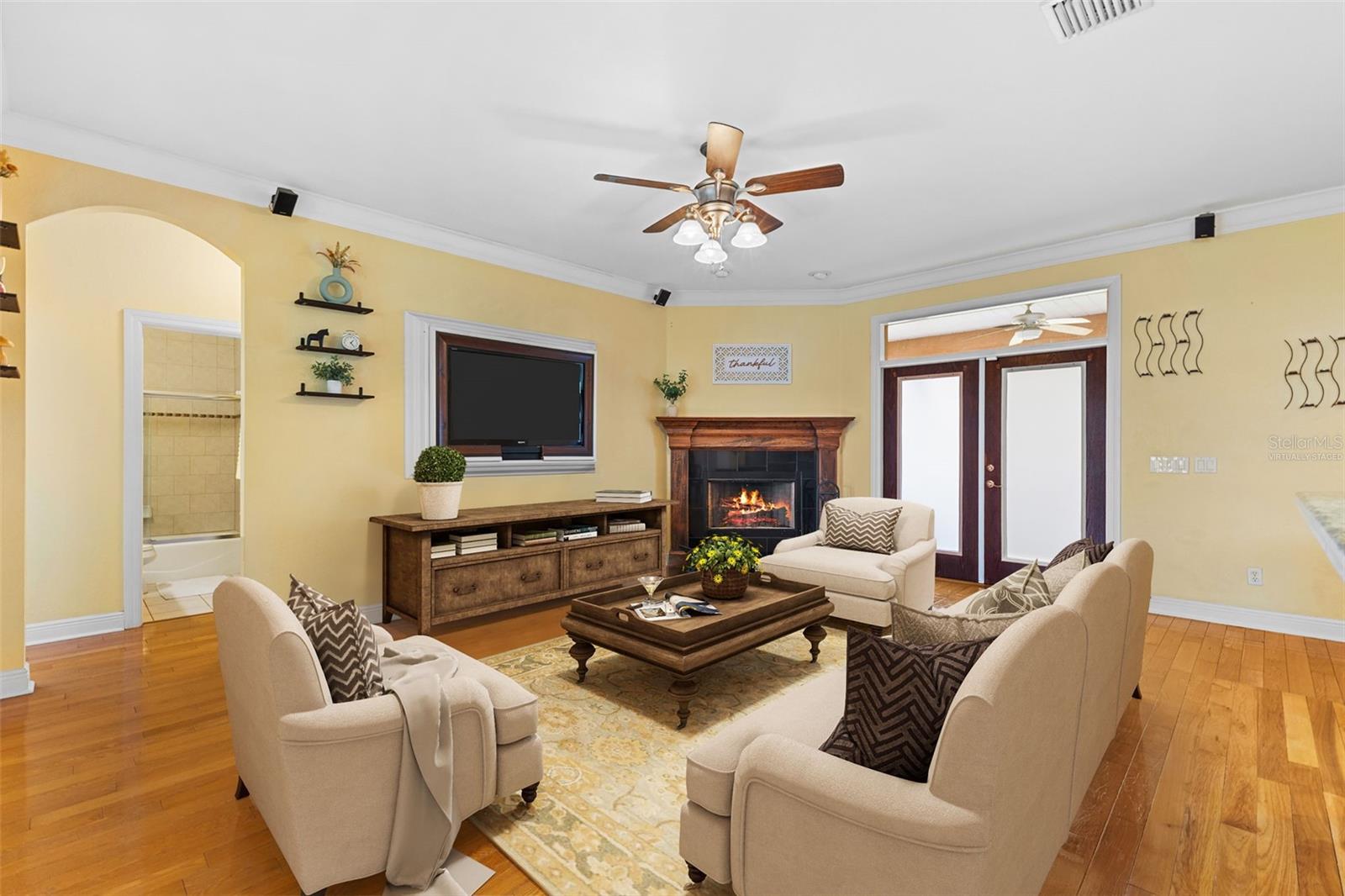 Listing photo id 14 for 1103 Colson Road