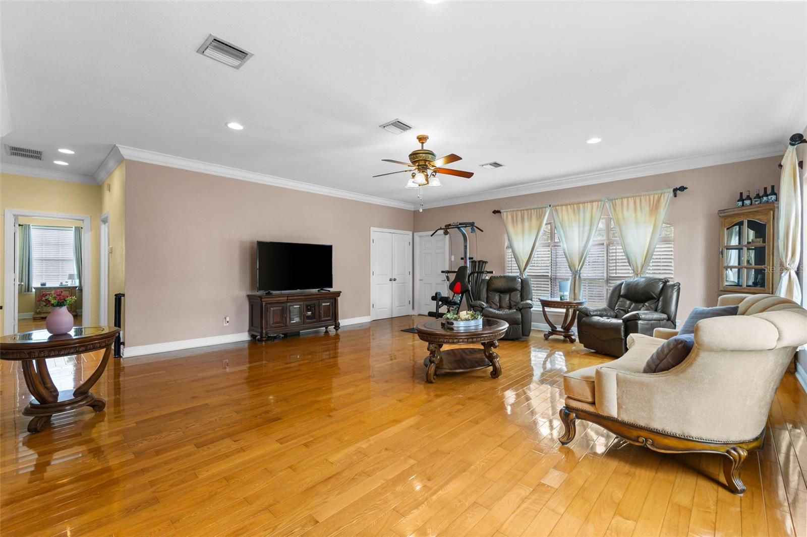 Listing photo id 26 for 1103 Colson Road