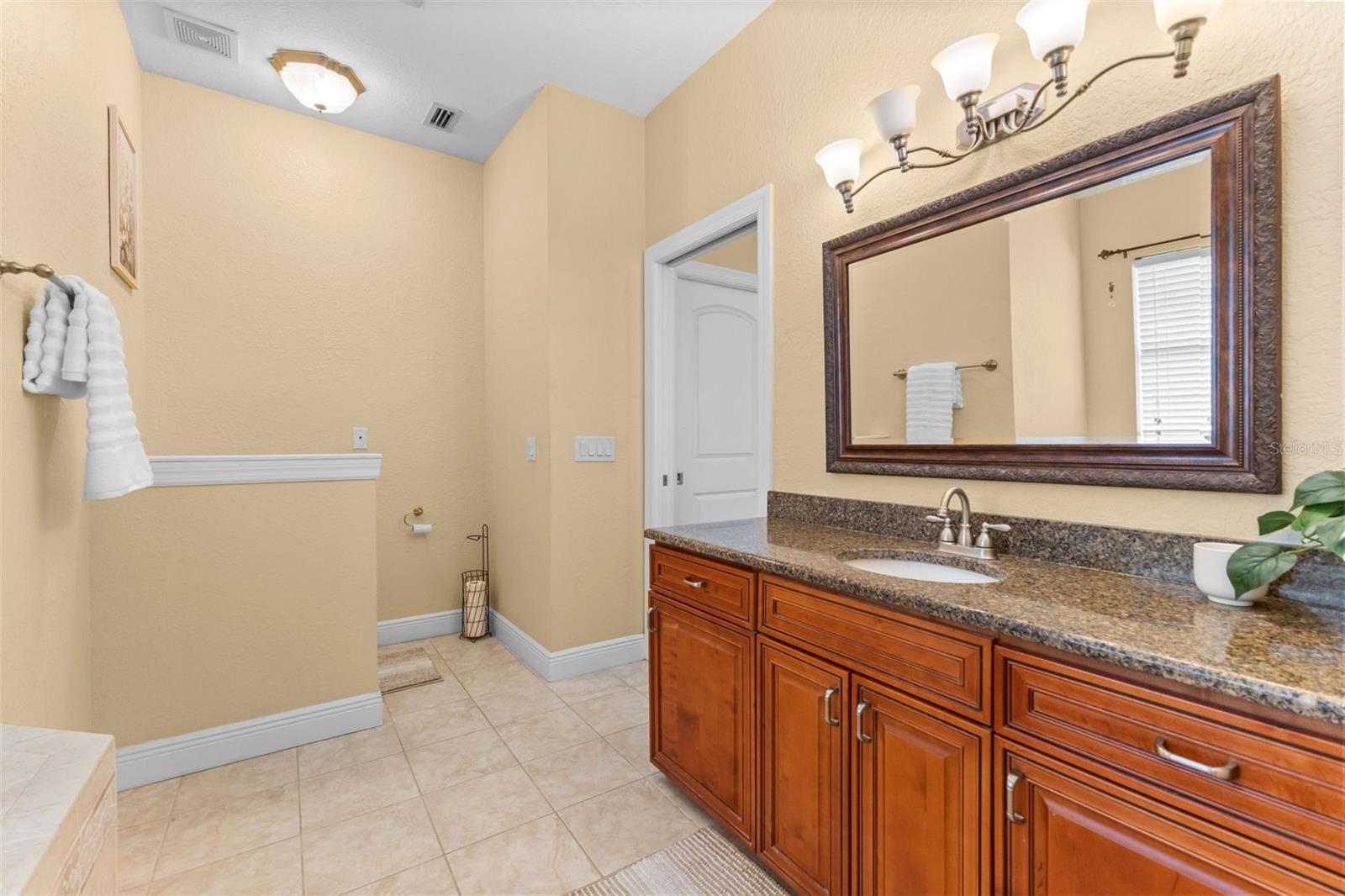 Listing photo id 28 for 1103 Colson Road