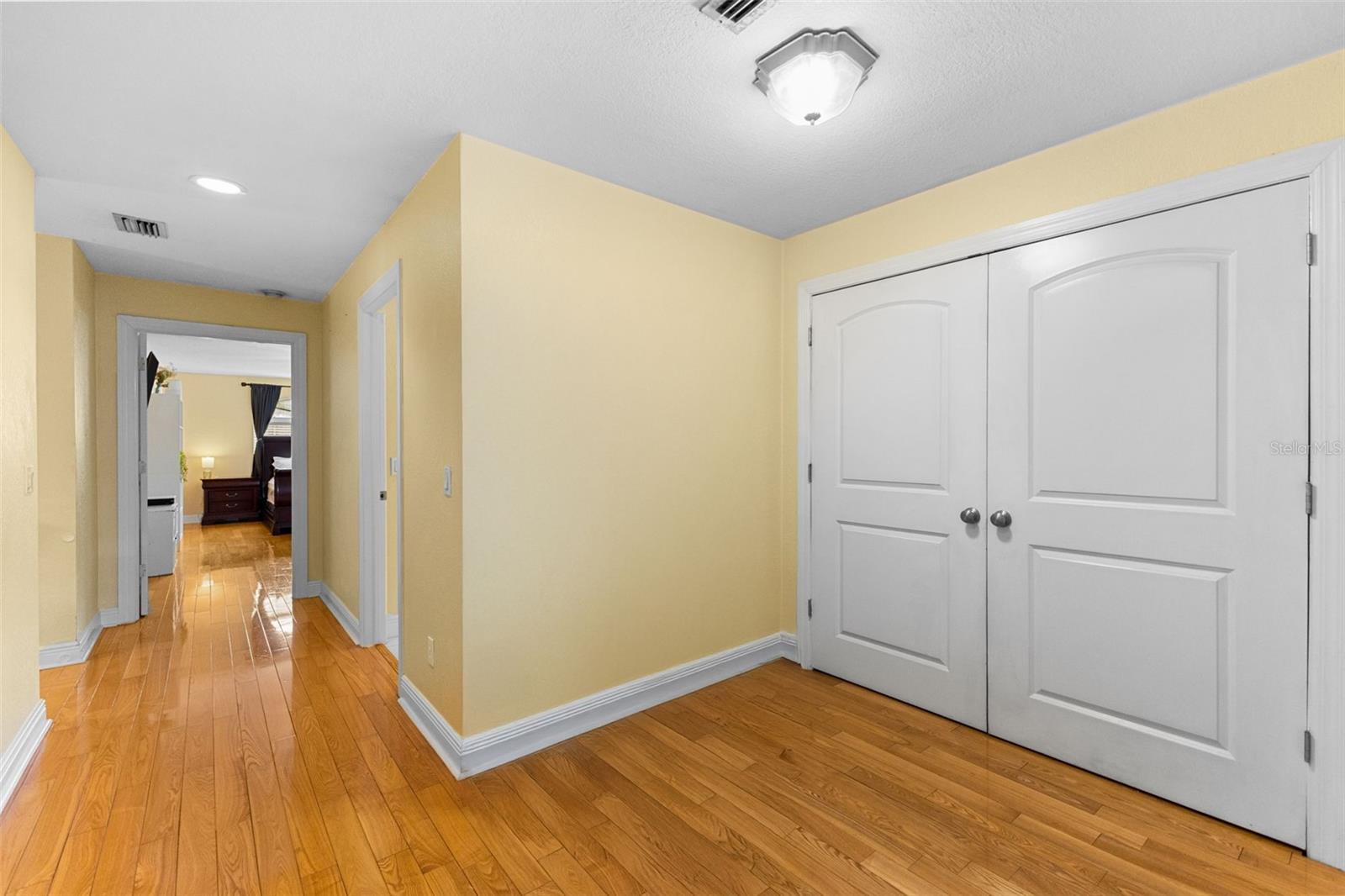 Listing photo id 37 for 1103 Colson Road