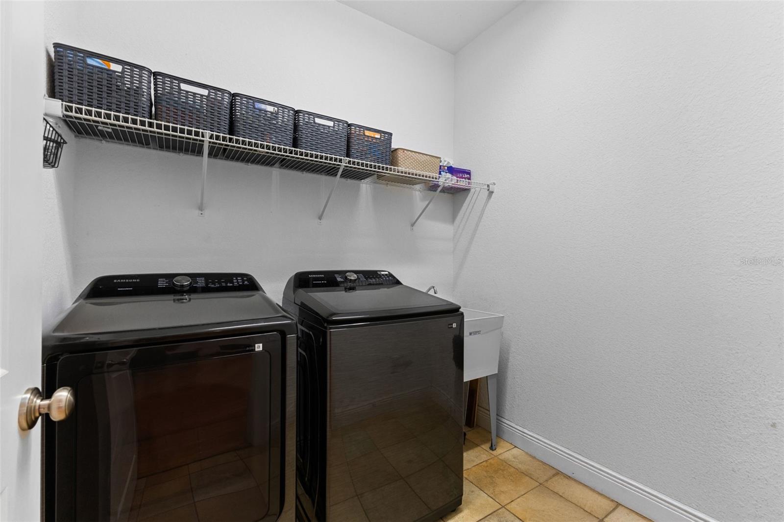 Listing photo id 39 for 1103 Colson Road