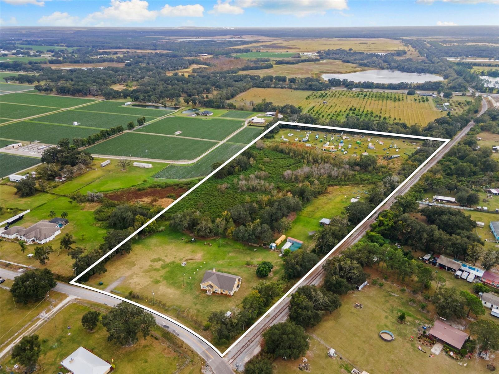 Listing photo id 4 for 1103 Colson Road