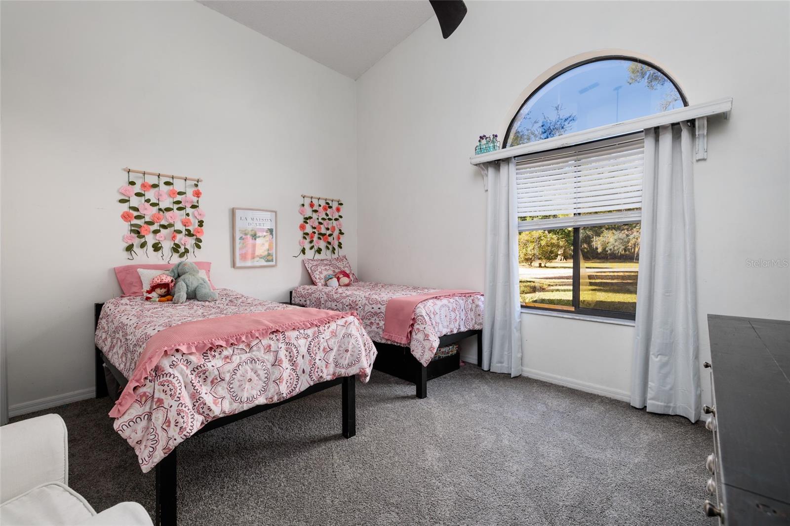 Listing photo id 25 for 8694 San Ramon Court
