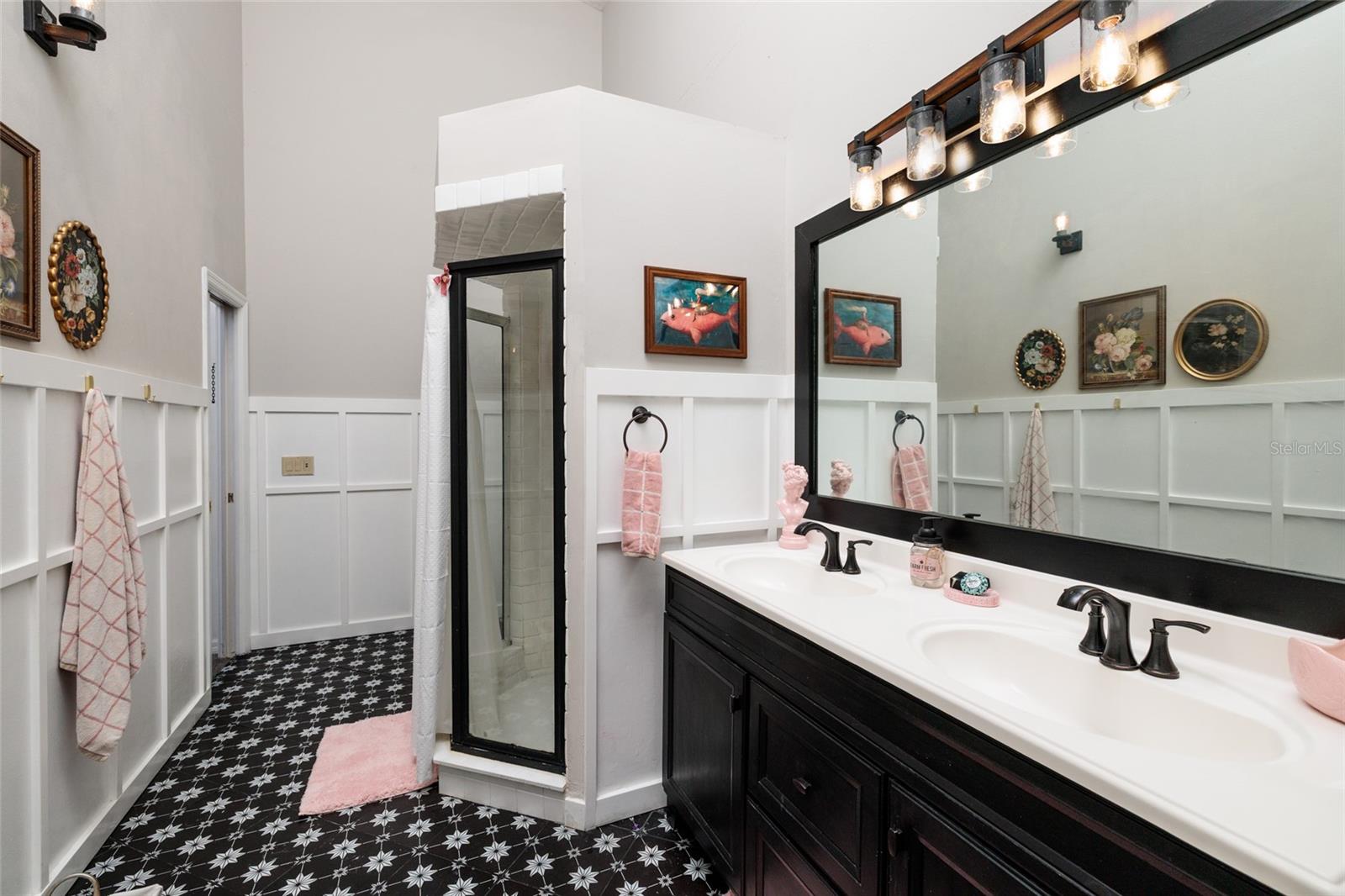 Listing photo id 26 for 8694 San Ramon Court