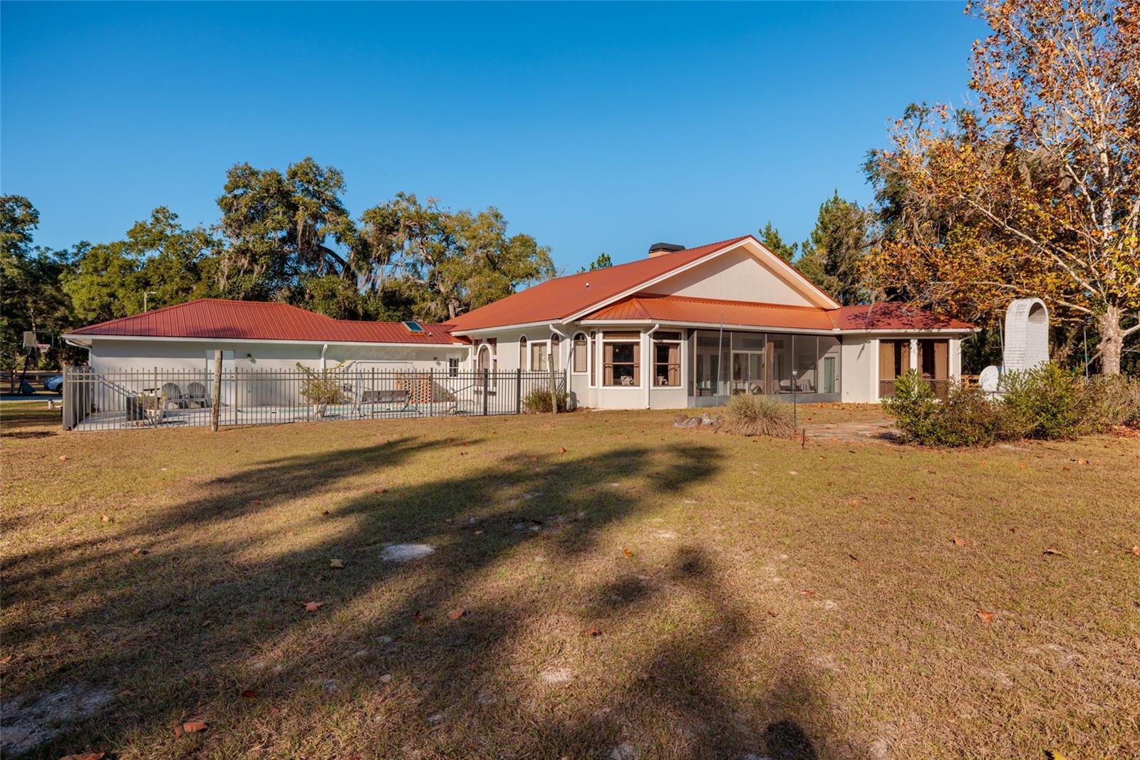 Listing photo id 46 for 8694 San Ramon Court