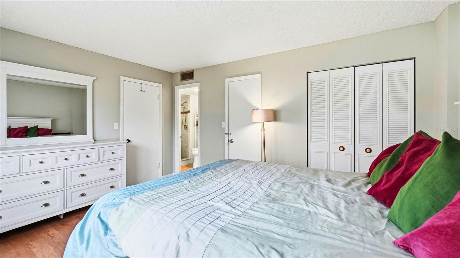 Image 13 of 22 For 6960 20th Ave N  109