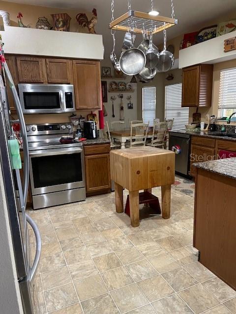 Listing photo id 0 for 2834 Pankaw Lane