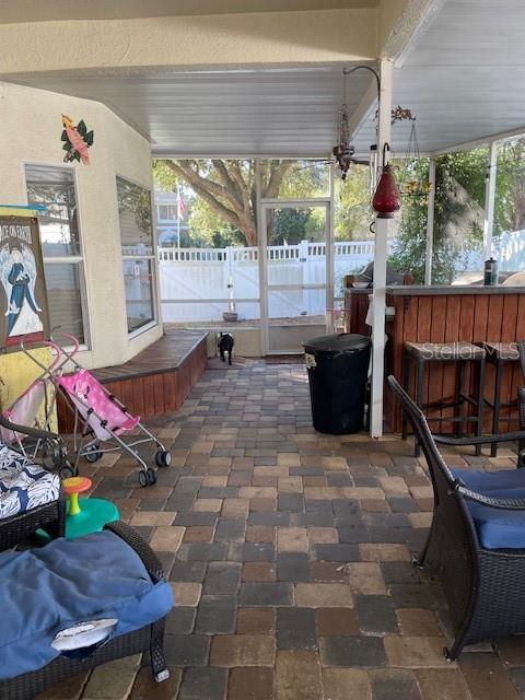 Listing photo id 2 for 2834 Pankaw Lane