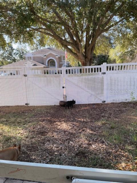 Listing photo id 50 for 2834 Pankaw Lane