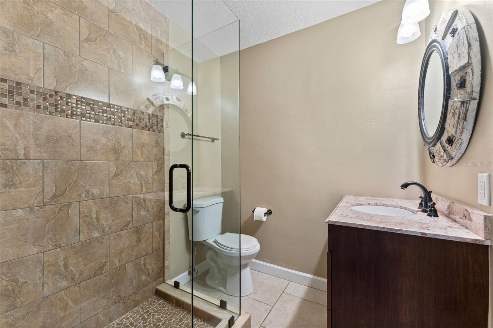 Image 21 of 27 For 4008 Swann Avenue