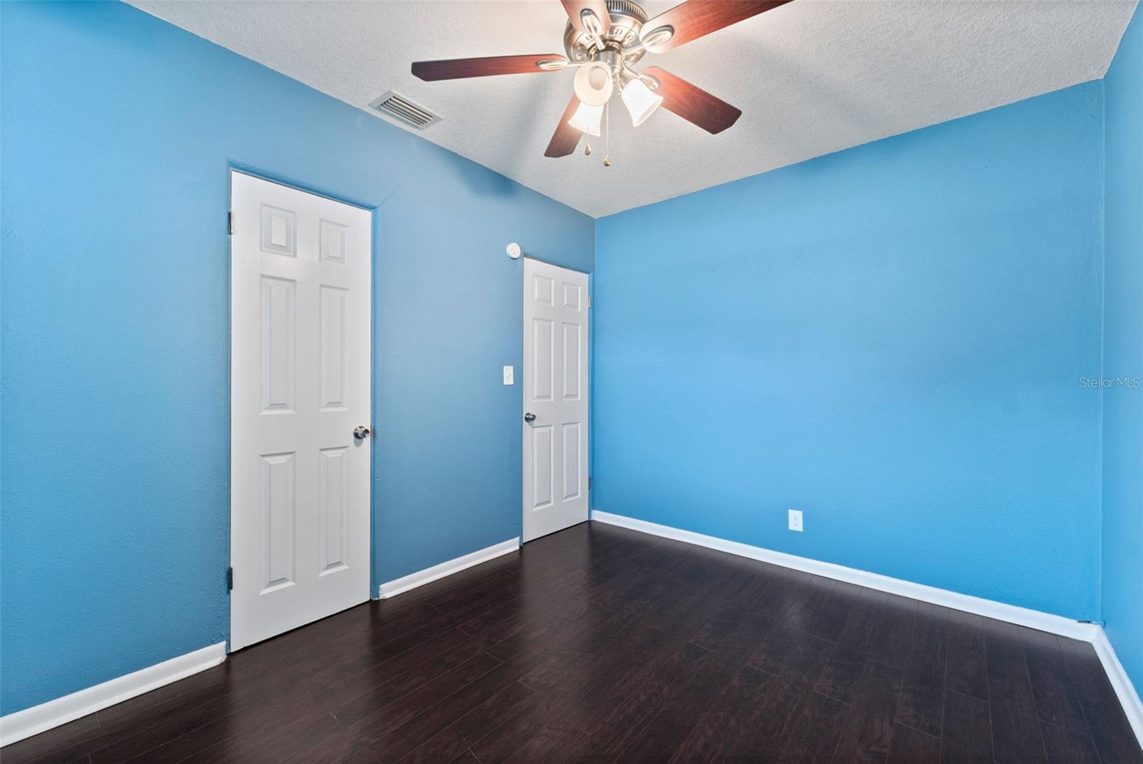 Image 24 of 27 For 4008 Swann Avenue