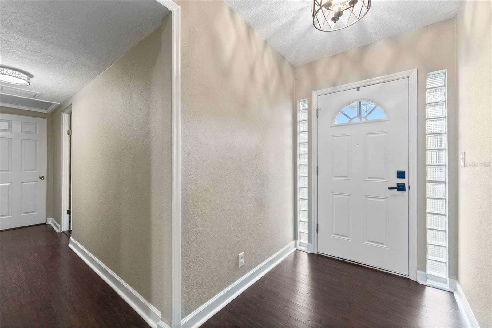 Image 4 of 27 For 4008 Swann Avenue