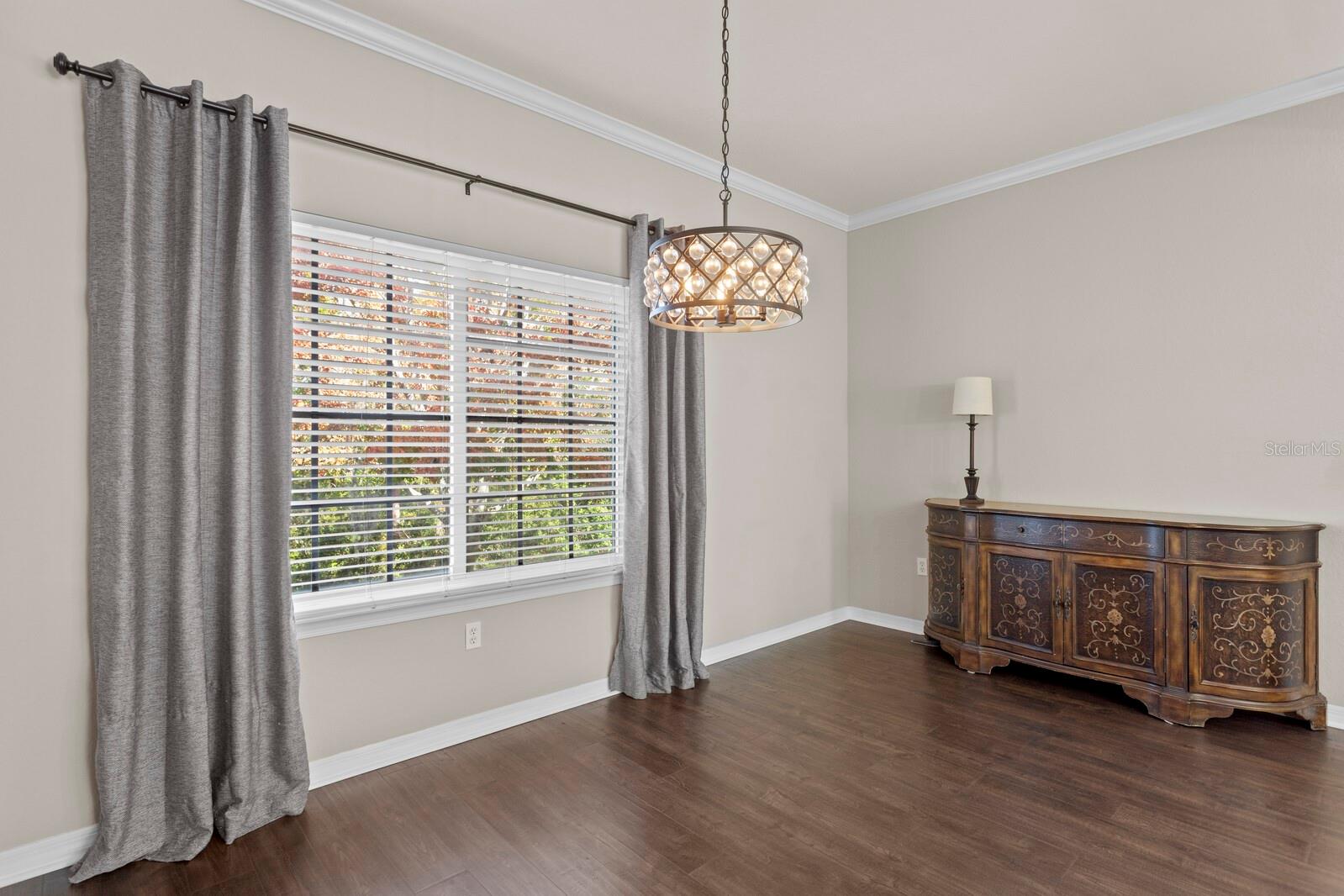 Image 12 of 77 For 9817 Meadow Field Circle 9817