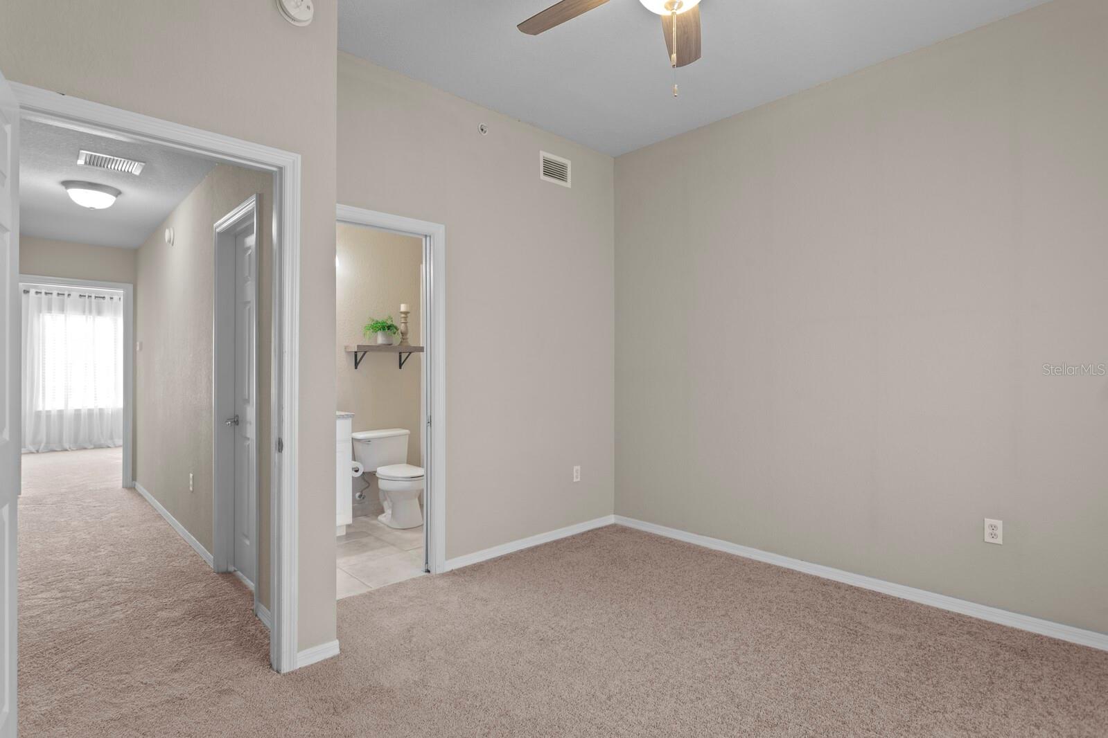 Image 24 of 77 For 9817 Meadow Field Circle 9817